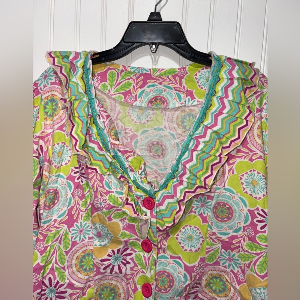 Handmade Colorful Women's Top with Ruffled Collar - Picture 3 of 5